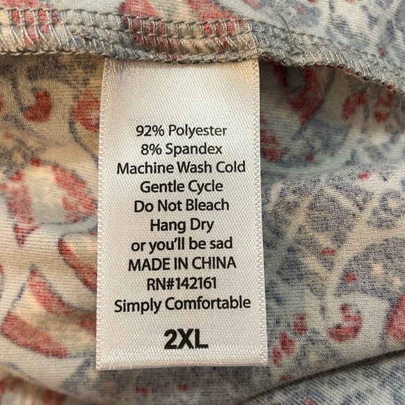 LuLaRoe Irma NWT Women’s 2XL Spirit of 76 Patriotic Americana Short Sleeve Top - Picture 7 of 8